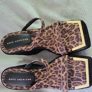 Good American Leopard Print Wedge Sandal NWOT Sz 7